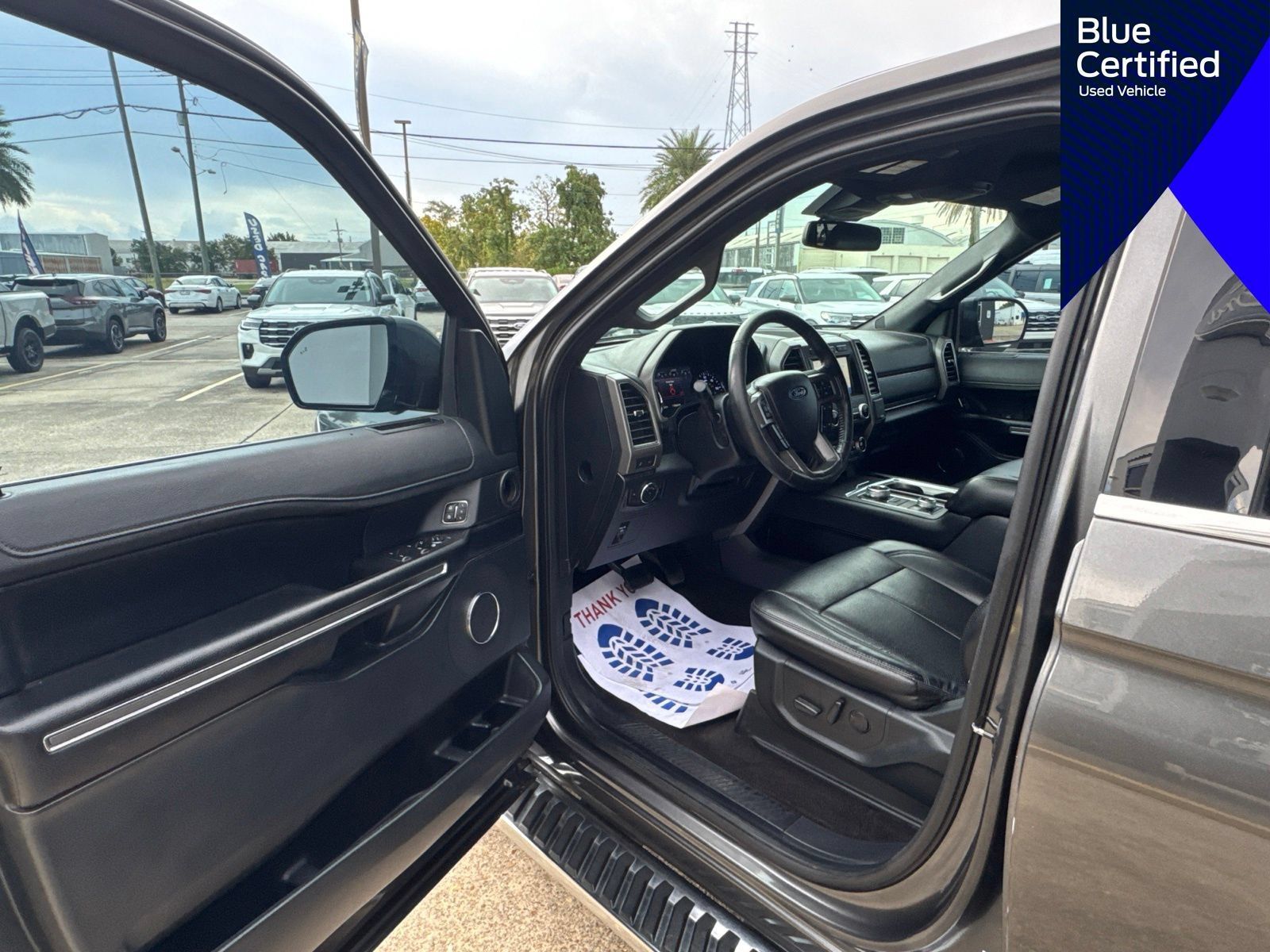 Used 2020 Ford Expedition Max XLT w/ Equipment Group 202A AWD/4WD image 11