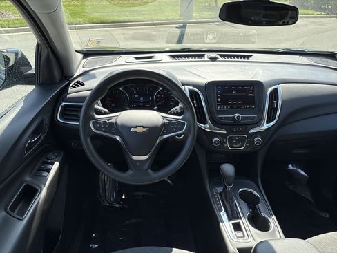 Used 2023 Chevrolet Equinox LT image 18