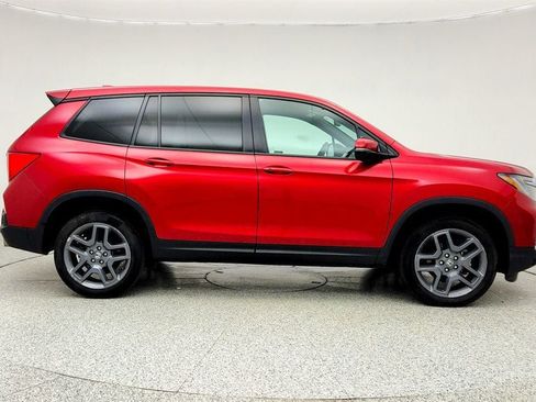 Used 2023 Honda Passport EX-L image 4