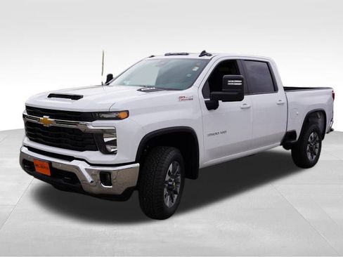 New 2026 Chevrolet Silverado 3500 LT w/ All Star Edition image 7