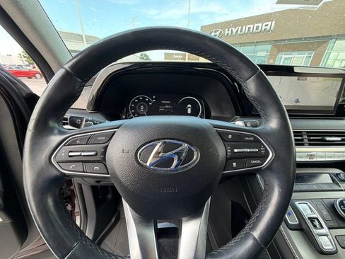 Certified 2022 Hyundai Palisade Limited AWD/4WD image 27