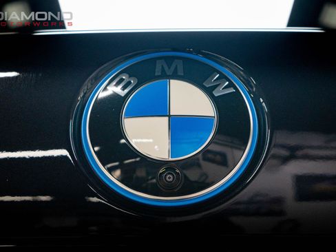 Used 2023 BMW i7 xDrive60 image 43