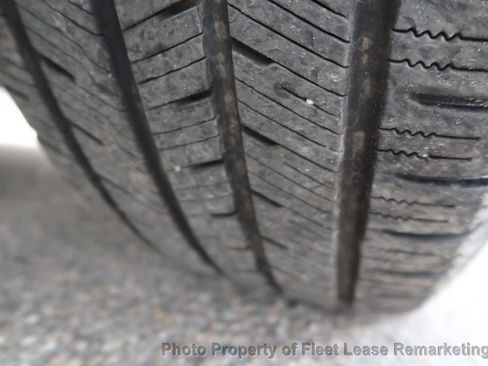 Used 2023 Buick Enclave Essence image 49