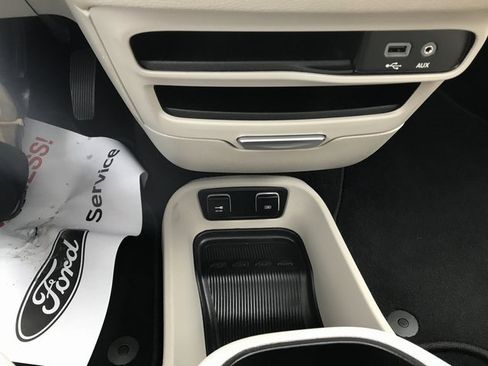 Used 2020 Chrysler Pacifica Limited image 15