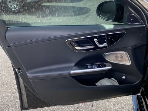 Used 2024 Mercedes-Benz C 300 Sedan image 11