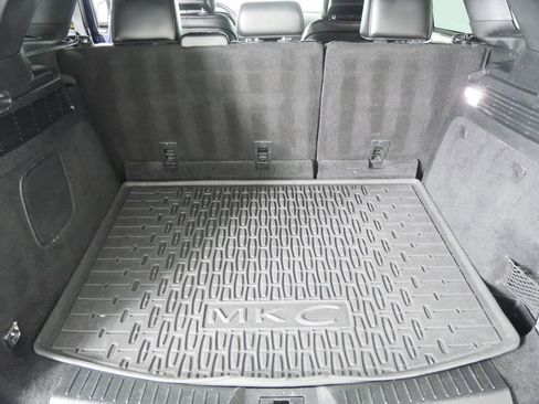 Used 2018 Lincoln MKC Reserve w/ Lincoln MKC Climate Package image 17