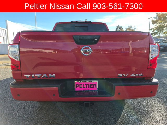 Used 2022 Nissan Titan SV AWD/4WD image 4