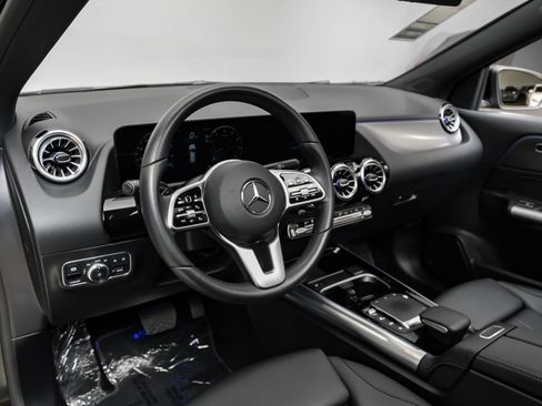 Used 2023 Mercedes-Benz GLA 250 image 3