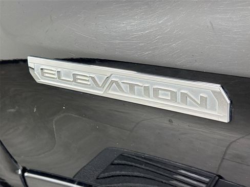 Used 2025 GMC Sierra 1500 Elevation w/ Elevation Premium Package AWD/4WD image 15