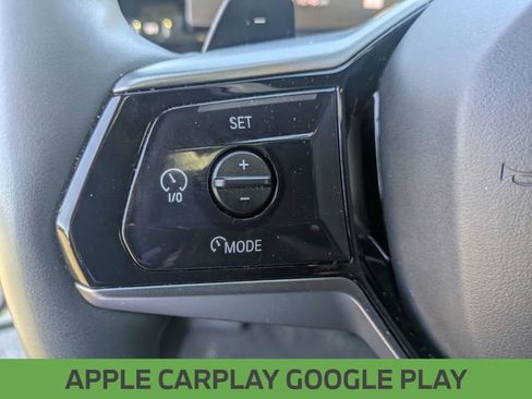 Used 2024 BMW 530i xDrive w/ Premium Package image 20