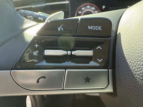 Certified 2024 Hyundai Tucson Limited image 30