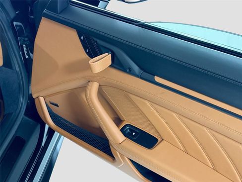 Used 2024 Porsche 911 GT3 RS image 32