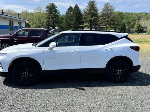 Used 2024 Chevrolet Blazer LT w/ Convenience Package image 3