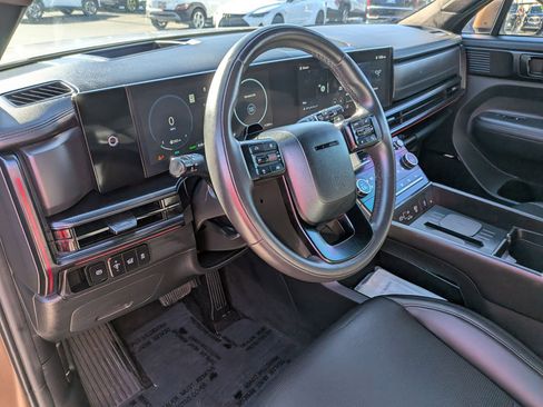 Used 2024 Hyundai Santa Fe Calligraphy image 16