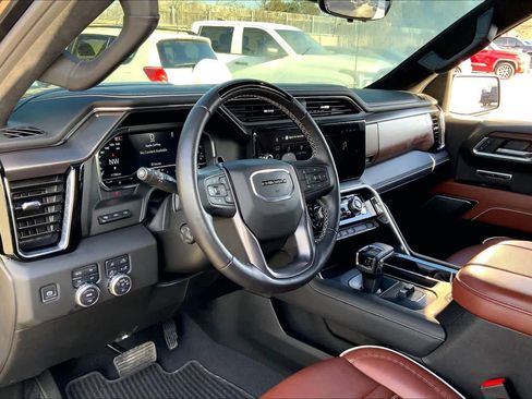 Used 2025 GMC Sierra 1500 Denali Ultimate image 18