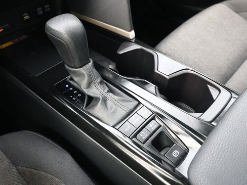 Used 2025 Toyota Camry LE AWD/4WD image 25