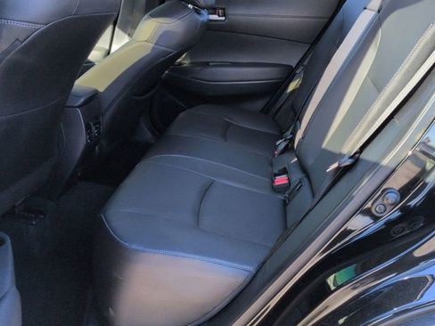 Used 2024 Toyota Corolla Cross XLE w/ Convenience Package image 28