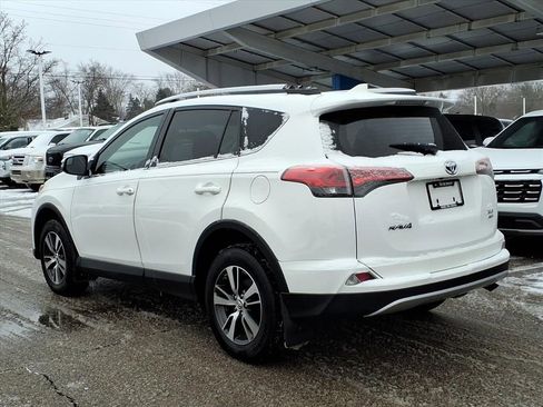 Used 2016 Toyota RAV4 XLE w/ Four Season Floor Mat Package image 7