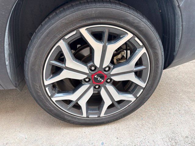 Certified 2022 Kia Seltos SX AWD/4WD image 19