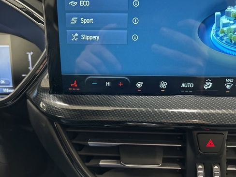 Used 2025 Ford Escape ST-Line w/ Tech Pack #1 image 19