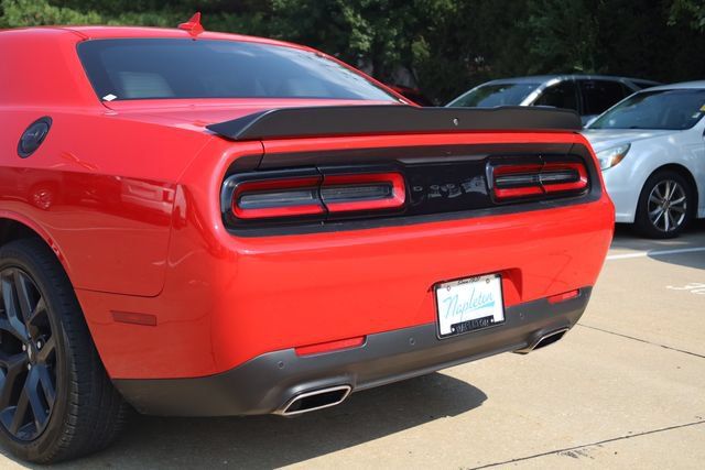 Used 2023 Dodge Challenger SXT w/ Plus Package RWD image 8