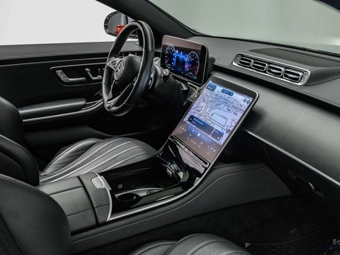 Used 2022 Mercedes-Benz S 580 4MATIC Sedan w/ AMG Line Package image 58