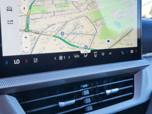 New 2026 Ford Explorer Active w/ Active Comfort Package image 24