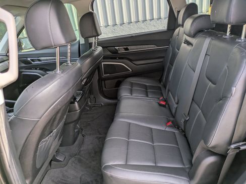 Certified 2024 Kia Telluride EX FWD image 12