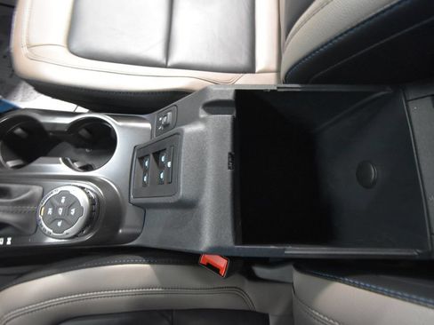 Used 2023 Ford Bronco Wildtrak AWD/4WD image 19