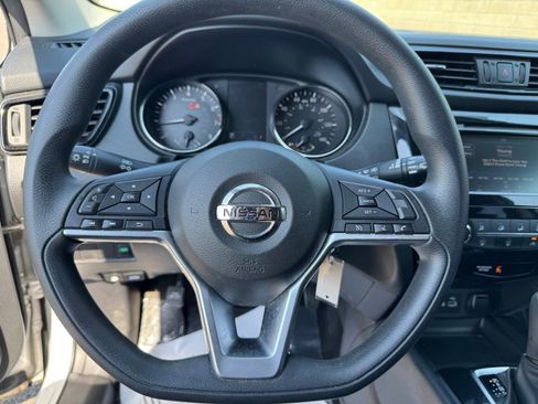 Used 2019 Nissan Rogue Sport S FWD image 28