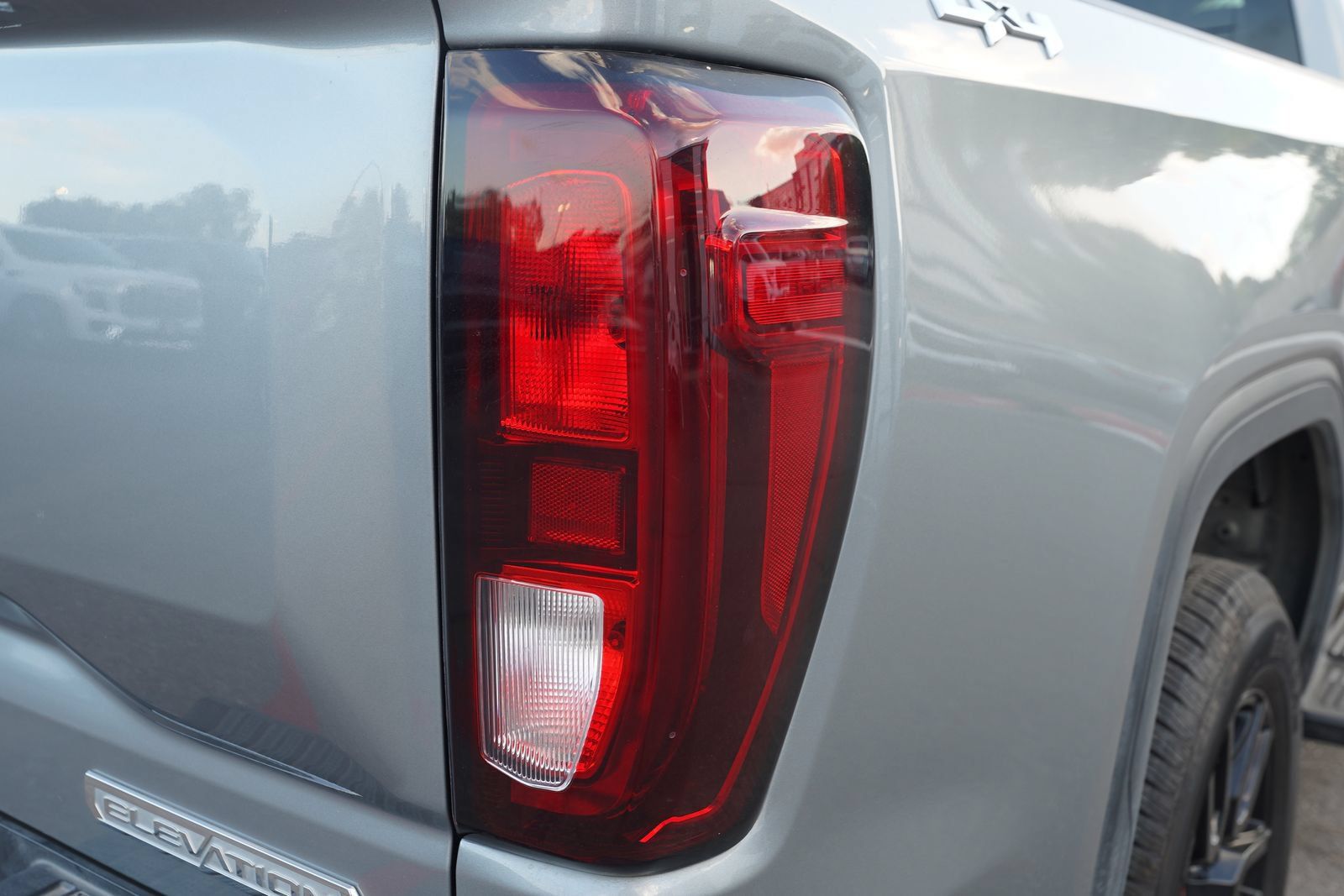 Used 2024 GMC Sierra 1500 Elevation AWD/4WD image 21
