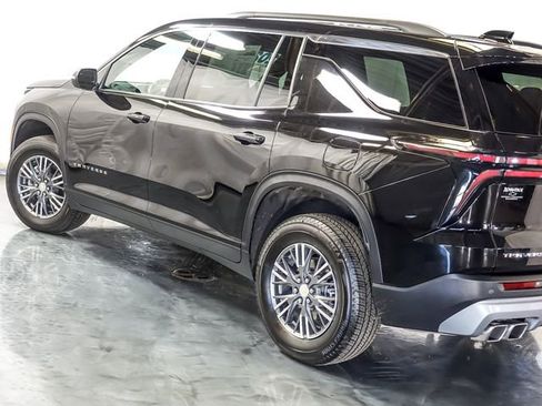 Used 2026 Chevrolet Traverse LT w/ LPO, Floor Liner Package image 11