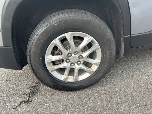 Used 2018 Chevrolet Traverse LS image 15