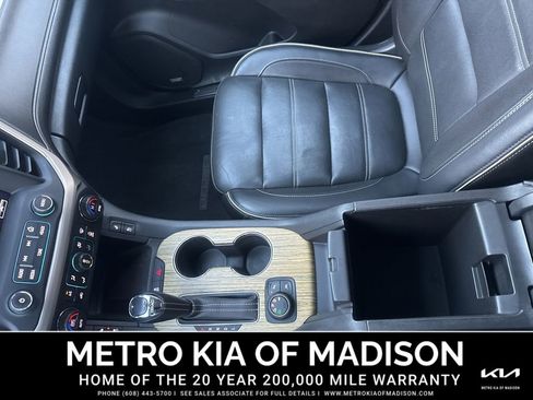 Used 2019 GMC Acadia Denali w/ Technology Package image 25