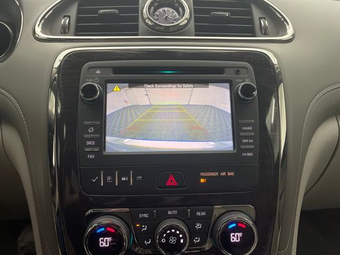 Used 2015 Buick Enclave Convenience FWD image 4