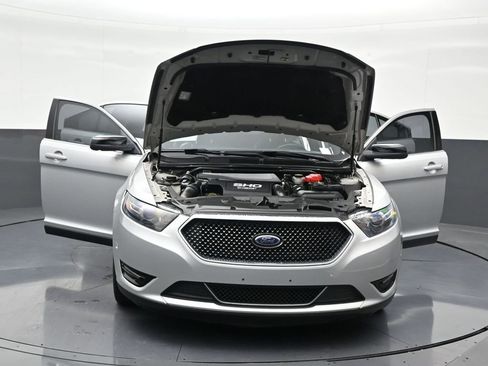 Used 2018 Ford Taurus SHO w/ Driver Assist Package AWD/4WD image 35