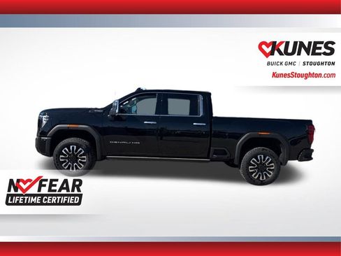 Used 2025 GMC Sierra 3500 Denali Ultimate image 8