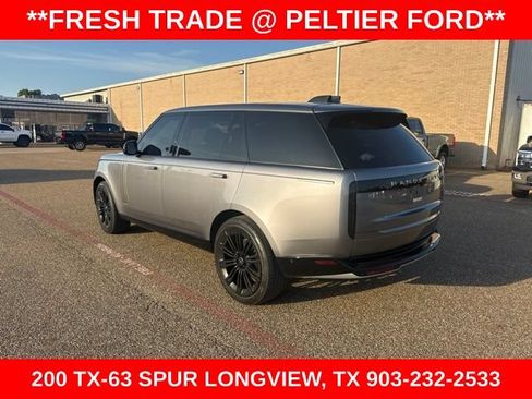 Used 2025 Land Rover Range Rover Long Wheelbase SE AWD/4WD image 3