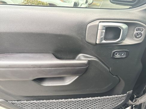 Used 2020 Jeep Wrangler Unlimited Sport image 10