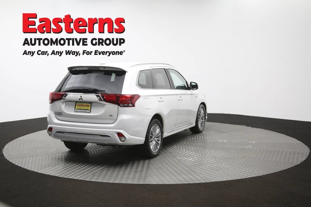 Used 2020 Mitsubishi Outlander SEL AWD/4WD image 41