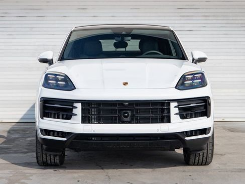 New 2026 Porsche Cayenne Coupe image 11