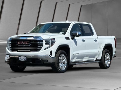 Used 2024 GMC Sierra 1500 SLT w/ SLT Premium Plus Package AWD/4WD image 8