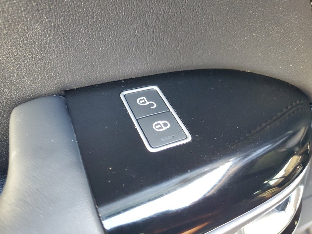 Used 2017 Land Rover Range Rover HSE AWD/4WD image 21