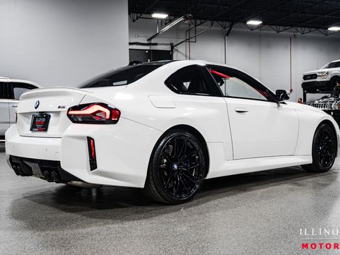Used 2024 BMW M2 w/ Lighting Package image 5