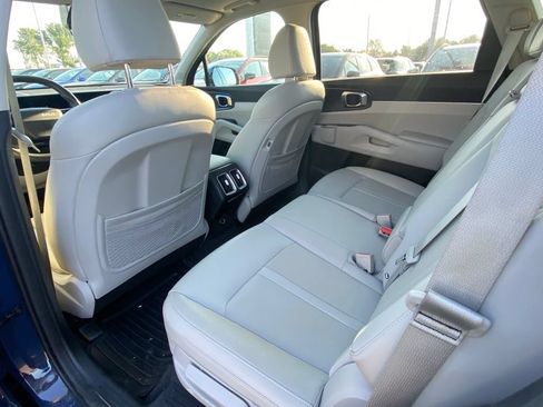 Certified 2026 Kia Sorento S w/ S Panoramic Sunroof Package FWD image 22