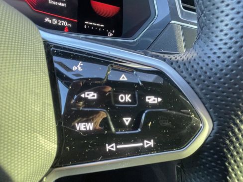 Used 2023 Volkswagen Tiguan SE R-Line image 14