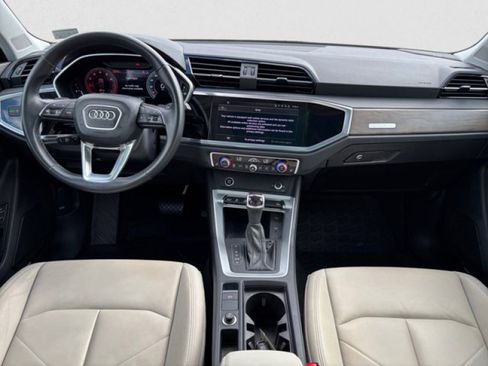 Used 2022 Audi Q3 2.0T Premium Plus w/ Premium Plus Package image 13