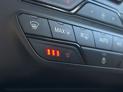 Certified 2021 Ford Ranger Lariat w/ Tremor Off-Road Package image 38