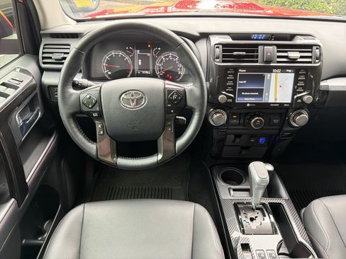 Used 2023 Toyota 4Runner TRD Off-Road Premium w/ Moonroof Package AWD/4WD image 21
