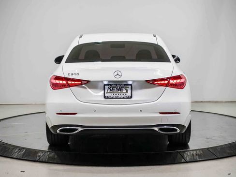 Used 2025 Mercedes-Benz C 300 Sedan image 3